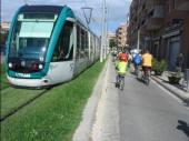 tramvia, cohabitació, transport públic, mobilitat sostenible, bicicleta